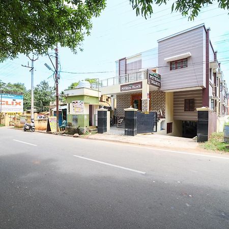 The Pothigai Palace Hotel Kuttālam Exterior foto